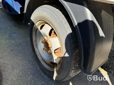 Volkswagen Transporter 2.0 TDI | Dubbelhytt | 2011 | Reparationsobjekt