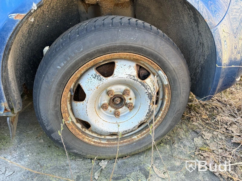 Volkswagen Transporter 2.0 TDI | Dubbelhytt | 2011 | Reparationsobjekt