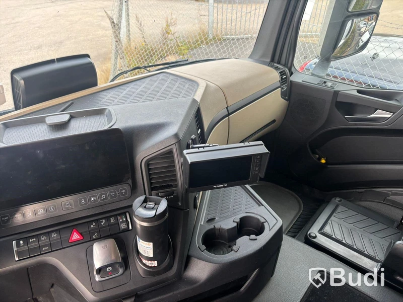 Kylbil Mercedes Benz Actros -2023