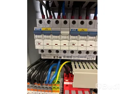 Wallbox Compleo Advanced Compact WM HC2, including distribution box with residual current device and fuses.