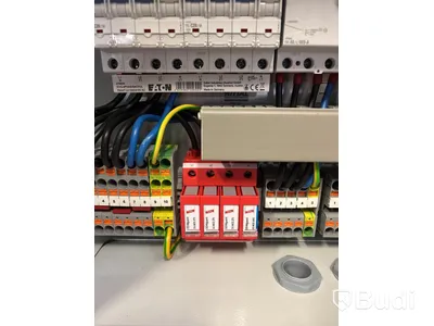 Wallbox Compleo Advanced Compact WM HC2, including distribution box with residual current device and fuses.