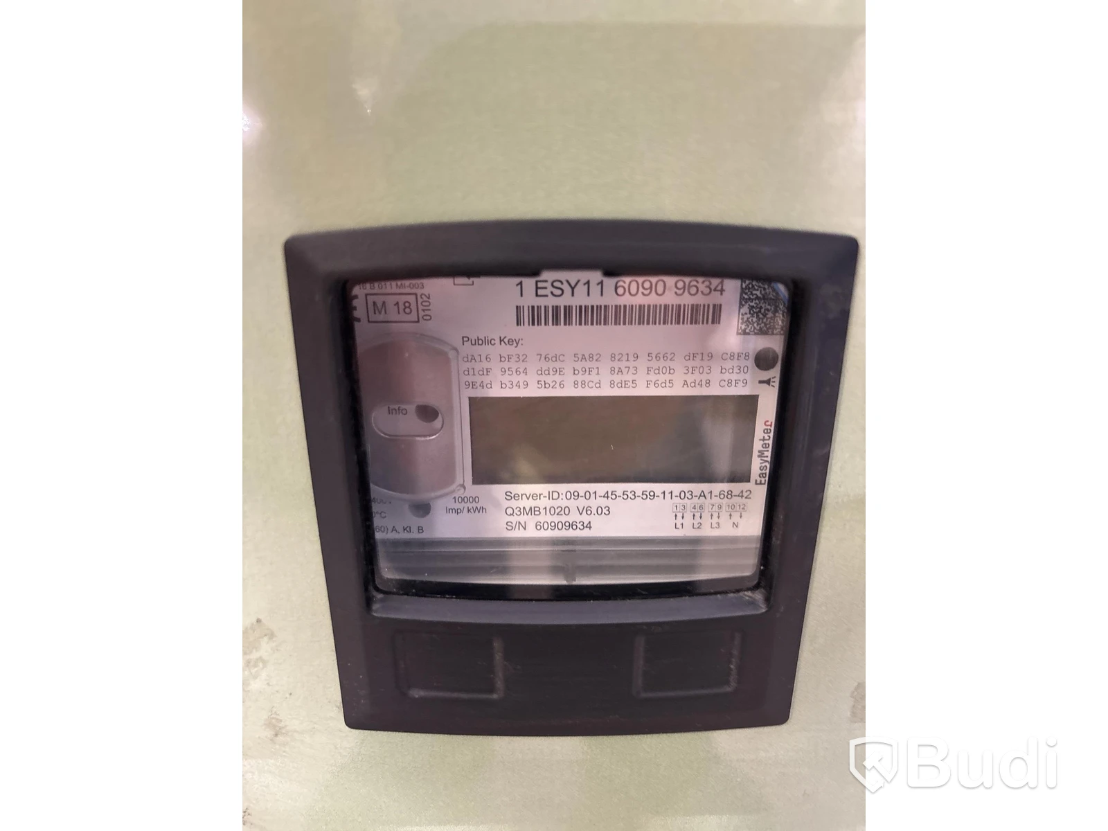Wallbox Compleo Advanced Compact WM HC2, including distribution box with residual current device and fuses.
