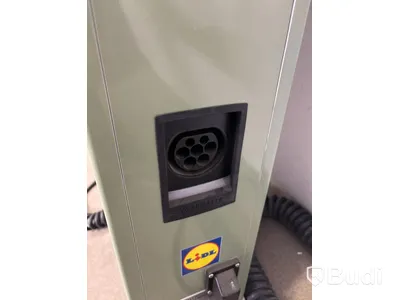 Wallbox Compleo Advanced Compact WM HC2, including distribution box with residual current device and fuses.