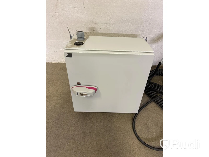 Wallbox Compleo Advanced Compact WM HC2, including distribution box with residual current device and fuses.
