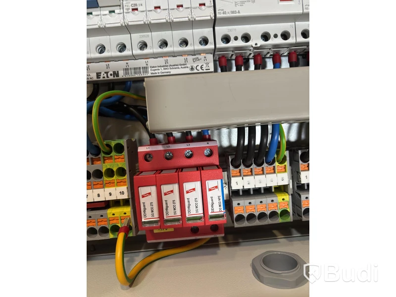 Wallbox Compleo Advanced Compact WM HC2, including distribution box with RCD and fuses.