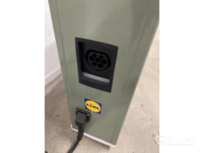 Wallbox Compleo Advanced Compact WM HC2, including distribution box with RCD and fuses.