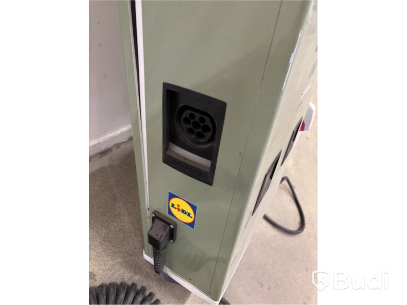 Compleo Advanced Compact WM HC2 wallbox, incl. distribution box with RCD and fuses.