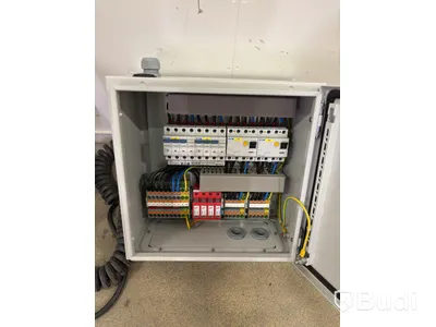 Compleo Advanced Compact WM HC2 wallbox, including distribution box with RCD and fuses.