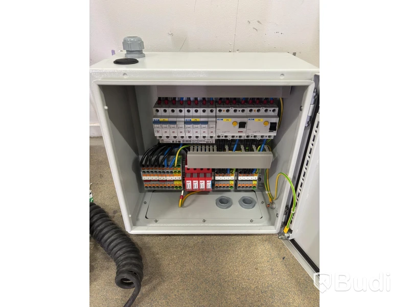 Wallbox Compleo Advanced Compact WM HC2, including distribution box with RCD and fuses.