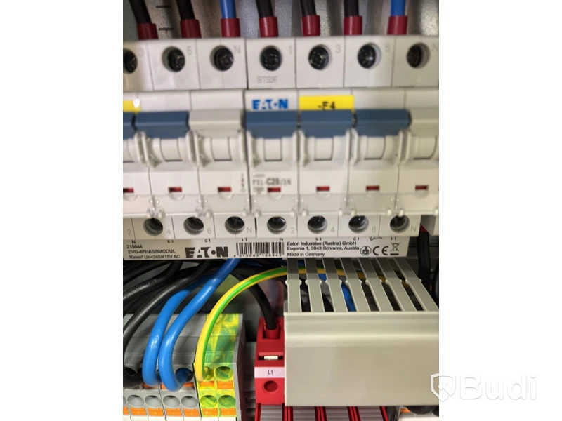 Wallbox Compleo Advanced Compact WM HC2, including distribution box with RCD and fuses.