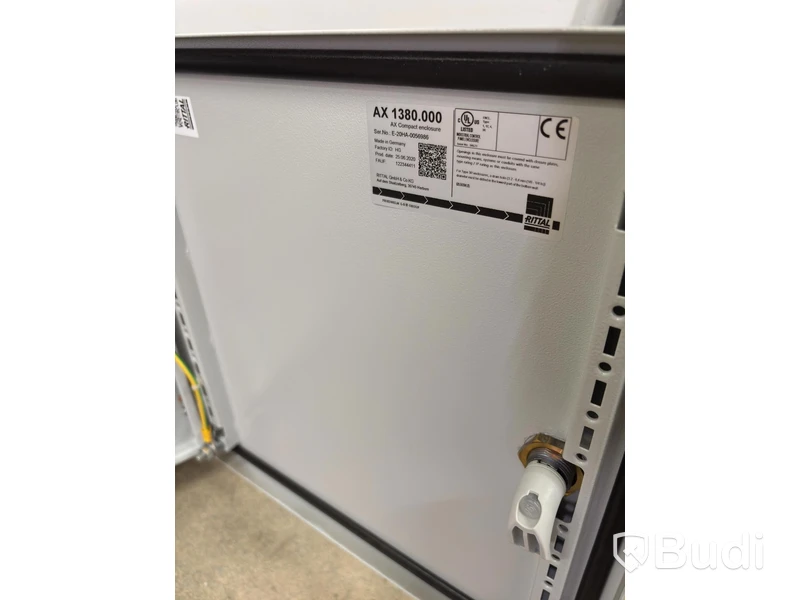 Wallbox Compleo Advanced Compact WM HC2, including distribution box with RCD and fuses.