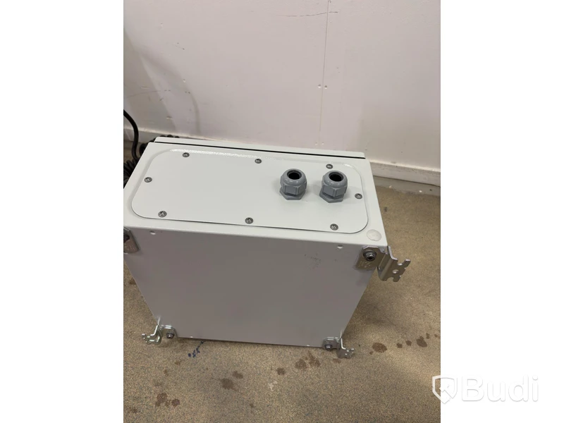 Wallbox Compleo Advanced Compact WM HC2, incl. distribution box with RCD and fuses.