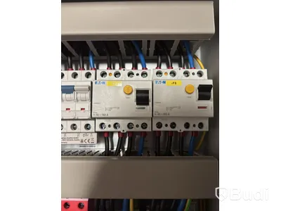 Wallbox Compleo Advanced Compact WM HC2, incl. distribution box with RCD and fuses.