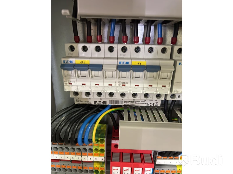 Wallbox Compleo Advanced Compact WM HC2, including distribution box with RCD and fuses.