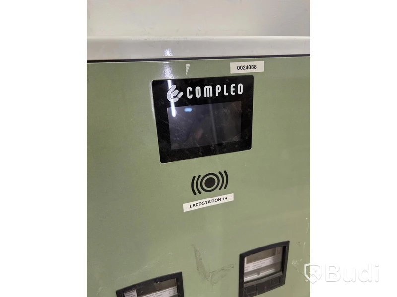 Wallbox Compleo Advanced Compact WM HC2, including distribution box with RCD and fuses.
