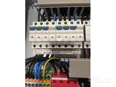 Wallbox Compleo Advanced Compact WM HC2, including distribution box with RCD and fuses.