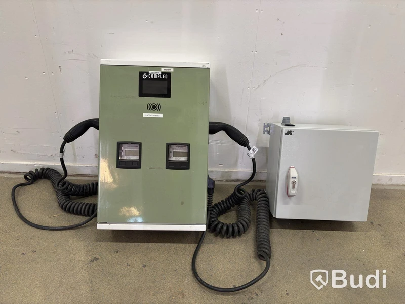 Wallbox Compleo Advanced Compact WM HC2, including distribution box with RCD and fuses.