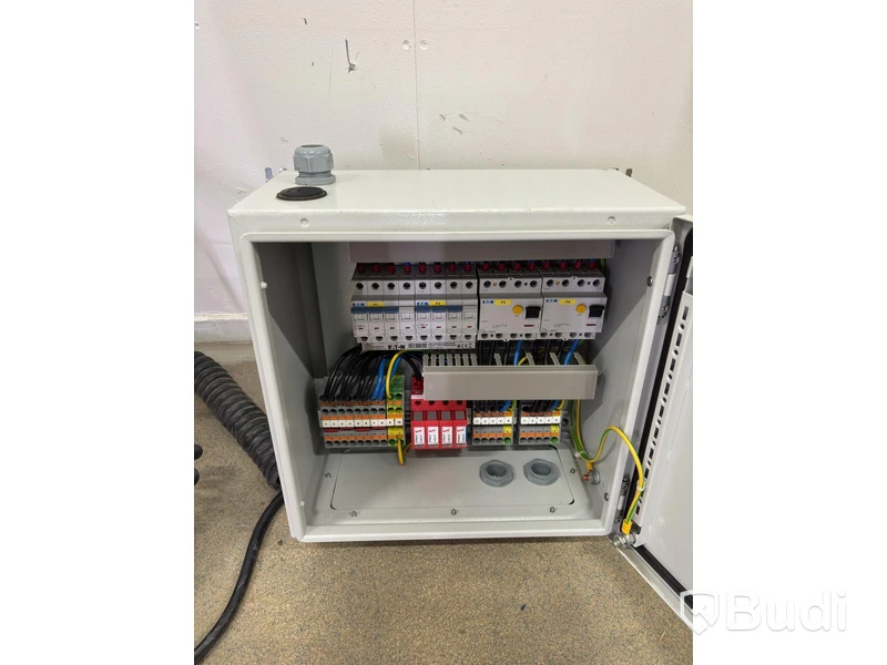 Wallbox Compleo Advanced Compact WM HC2, incl. distribution box with RCD and fuses.