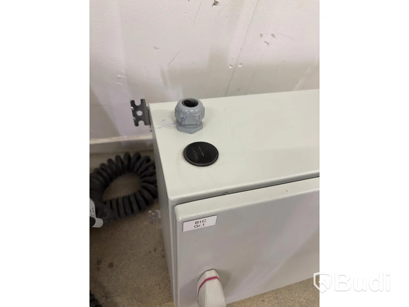 Wallbox Compleo Advanced Compact WM HC2, incl. distribution board with RCD and fuses.
