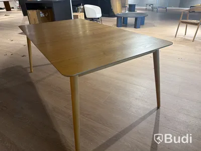Matbord i trä med iläggsskiva, Venture Home
