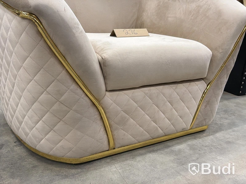 Fåtölj, beige sammet