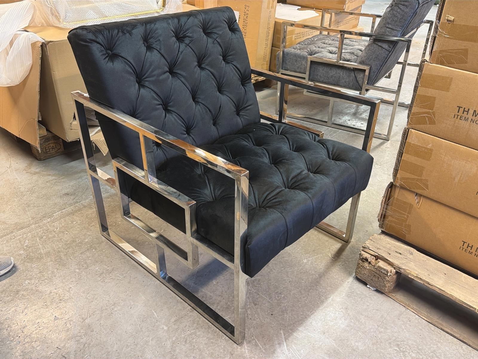 Fåtölj, metall/ svart sammet