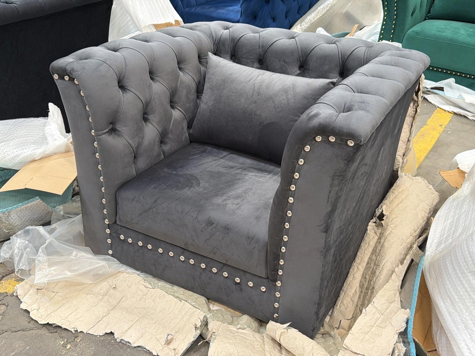 Fåtölj, grå sammet