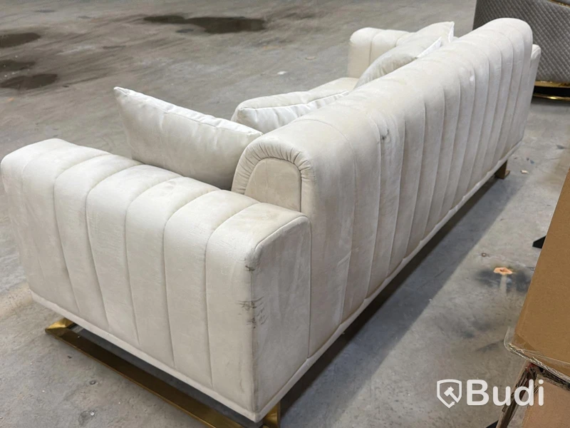 Soffa, 3-sits, beige sammet med guldfärgade ben
