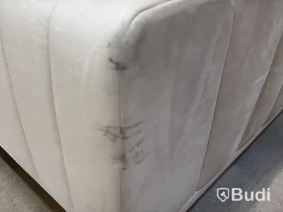 Soffa, 3-sits, beige sammet med guldfärgade ben