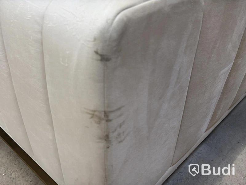 Soffa, 3-sits, beige sammet med guldfärgade ben