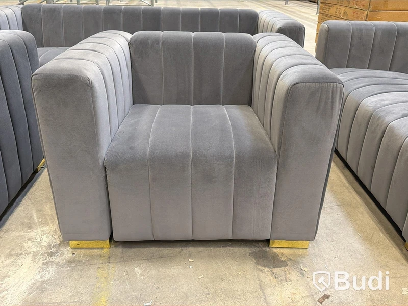 Soffgrupp 4 del - 2 fåtöljer, 3-sits soffa samt 2-sits soffa, grå sammet