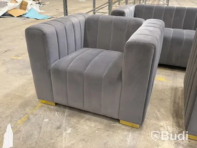Soffgrupp 4 del - 2 fåtöljer, 3-sits soffa samt 2-sits soffa, grå sammet