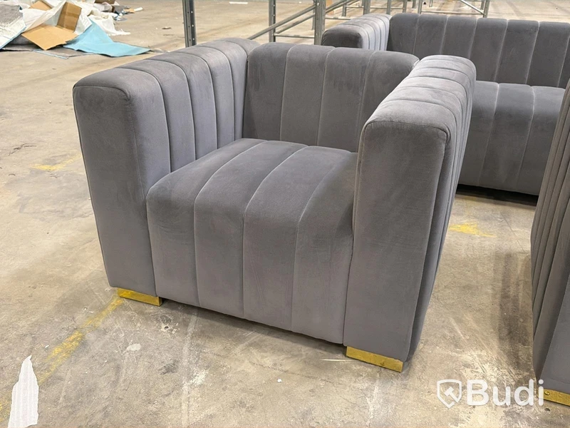 Soffgrupp 4 del - 2 fåtöljer, 3-sits soffa samt 2-sits soffa, grå sammet