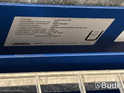 3 st. Tankar inkl. spillboxar och pumpar