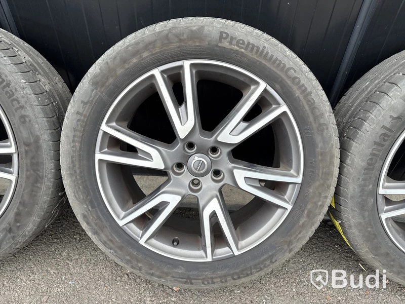 Kompletta sommarhjul Volvo V90 Cross Country (235/59R19)