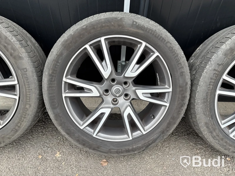 Kompletta sommarhjul Volvo V90 Cross Country (235/59R19)