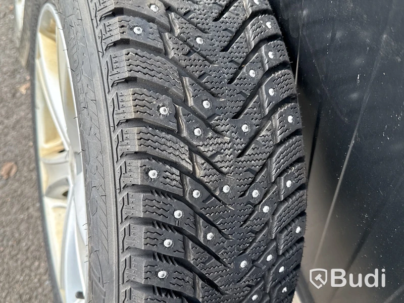 Kompletta vinterhjul Fiat Doblo (185/65R15)