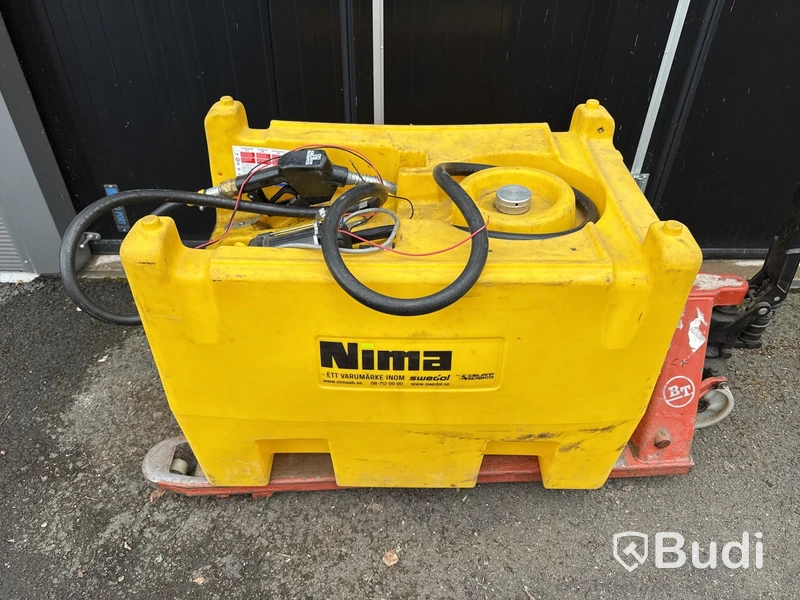Bränsletank 220L med pump & handtag