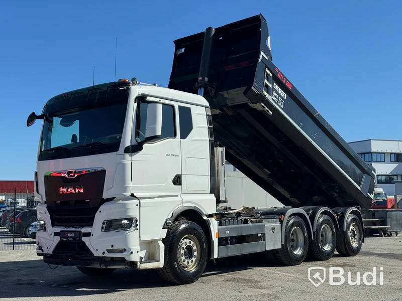 Schaktbil MAN TGX 35.510 8X4-4 BL CH -2022 | Zetterbergs