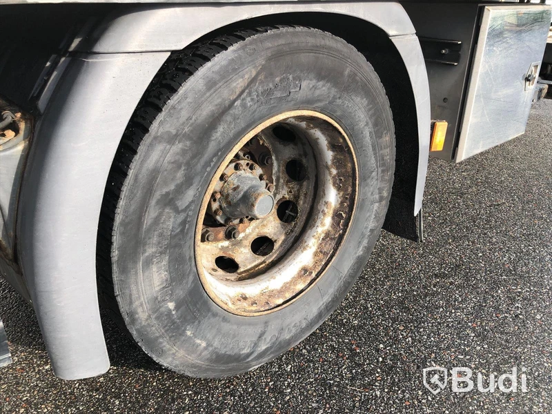 Lastbil Scania P230 19T 4x2 Närkoskåp