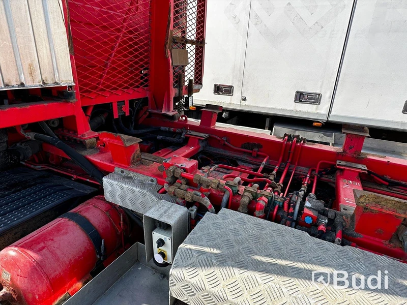 Garageväxlare SCANIA P124 6x2 | 2005