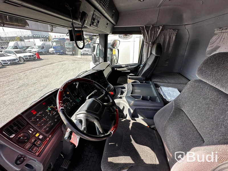 Garageväxlare SCANIA P124 6x2 | 2005