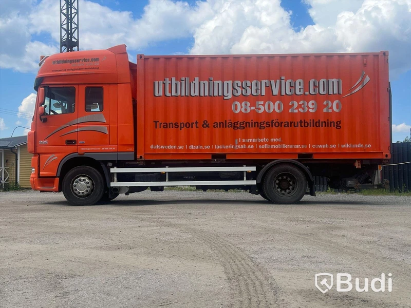 Lastbil DAF XF FA 105460T | 2014 | Containerfäste | 3-passagerarsäten