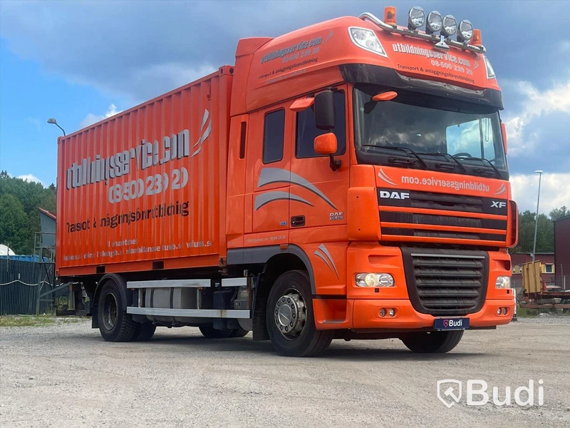 Lastbil DAF XF FA 105460T | 2014 | Containerfäste | 3-passagerarsäten