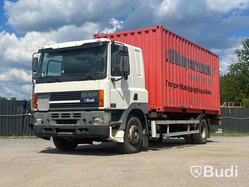 Lastbil DAF CF FA 85.340X | 1999 | Containerfästen