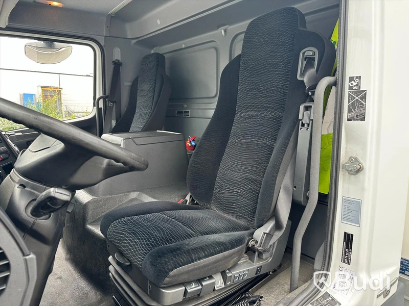 Lastbil Mercedes-Benz Atego | Höj & sänk skåp SKAB | Zepro | 2016