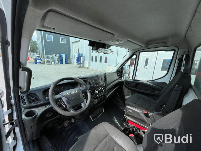 Lastbil Iveco Daily 70-170 Cab 3.0 JTD Hi-Matic | Palfinger | 170hp | 2016
