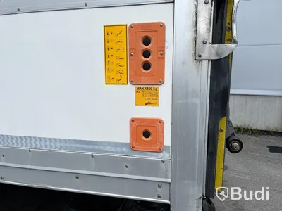 Lastbil Mercedes-Benz Trucks Atego 7.7 PowerShift 3 | 238hk | 2016 | Höj & skänkskåp