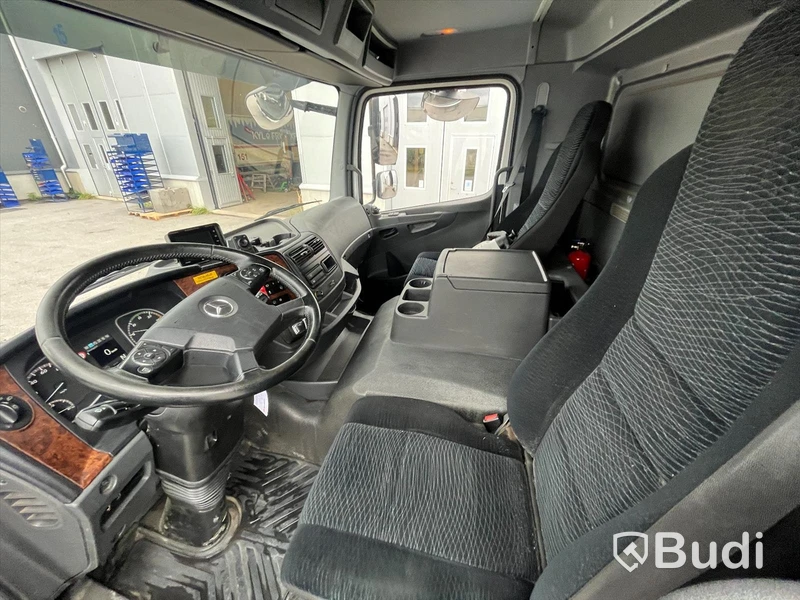 Lastbil Mercedes-Benz Trucks Atego 7.7 PowerShift 3 | 238hk | 2016 | Höj & skänkskåp