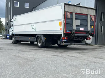 Lastbil Mercedes-Benz Trucks Atego 7.7 PowerShift 3 | 238hk | 2016 | Höj & skänkskåp